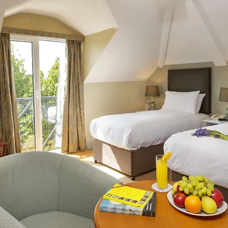 Hylands Burren 3*