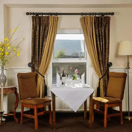 Hylands Burren 3*