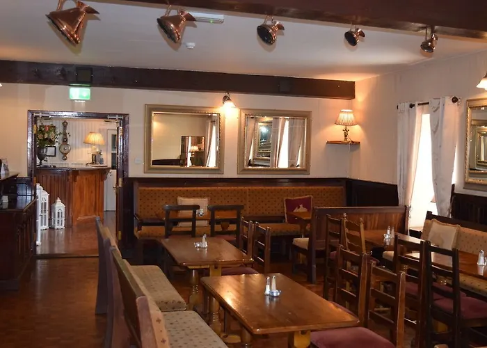 Hylands Burren Otel 3*